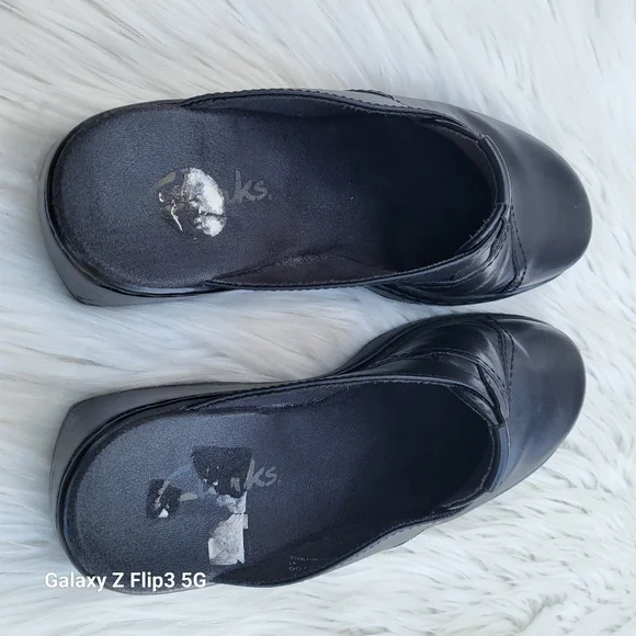 Clarks Black Slip On Loafers Mules 7M - Picture 9 of 12